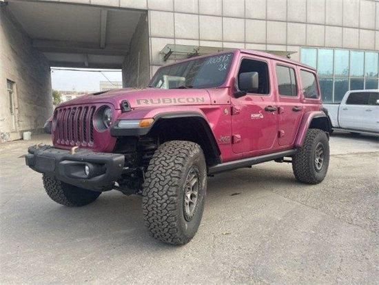 吉普牧马人6.4L罗宾汉392四门 炫靓粉