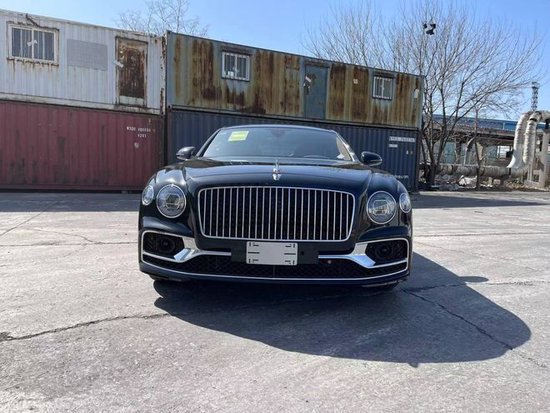 年末公户抵税23款宾利飞驰综合优惠80万