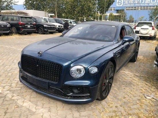 2023款宾利飞驰四座VIP现车 4.0T超优惠