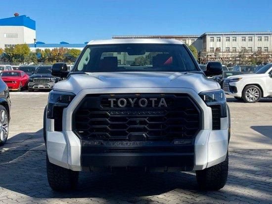 23款丰田坦途3.5T最低价格急速抢购