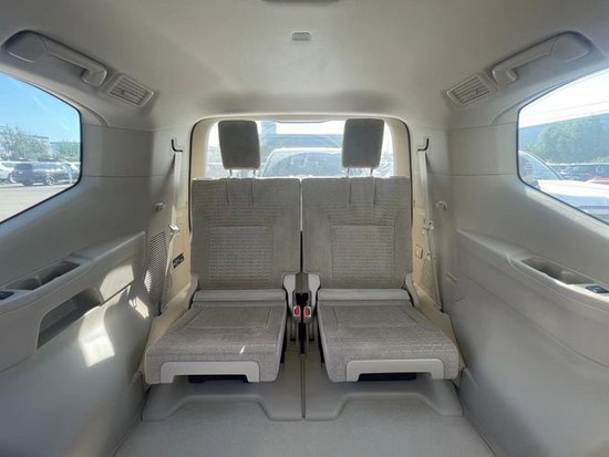 国六丰田酷路泽5700绝唱现车价格130万