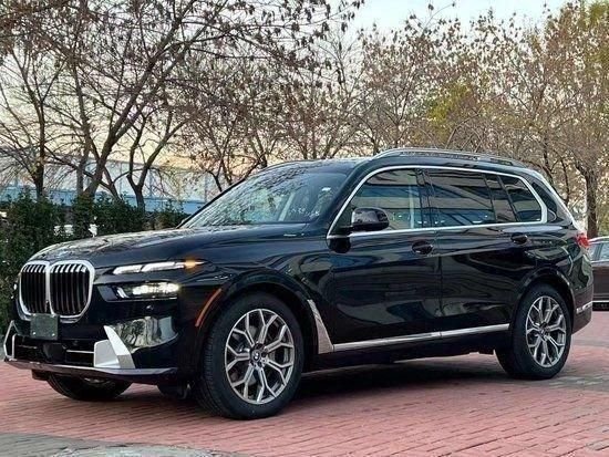 23款宝马X7港口现车年底优惠91万起分期