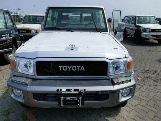 丰田酷路泽LC71 4.0L最新报价及图片