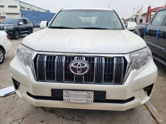 2023款丰田普拉多4000现车60万起大促销