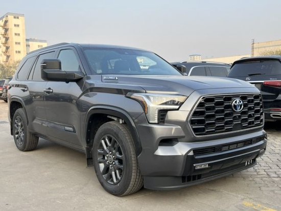 2024款丰田红杉3.5T油电混动年底优惠多