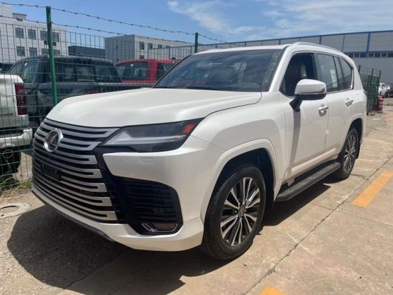 23款雷克萨斯LX600平行进口现车降价优惠