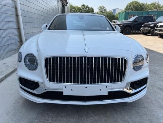 23款宾利飞驰4.0T欧规5座 坐拥高远格局