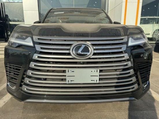 23款雷克萨斯LX600豪华七座160余万出售