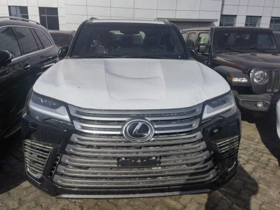 23款雷克萨斯LX600中东版7座 一降到底