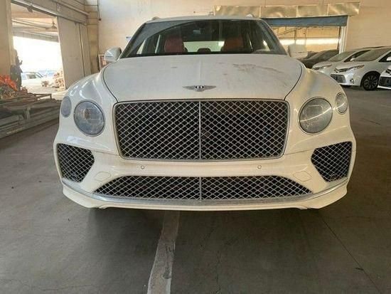 23款宾利添越4.0S美规加版天津港行情