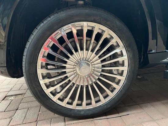 奔驰gls450升级迈巴赫gls600现车多少钱