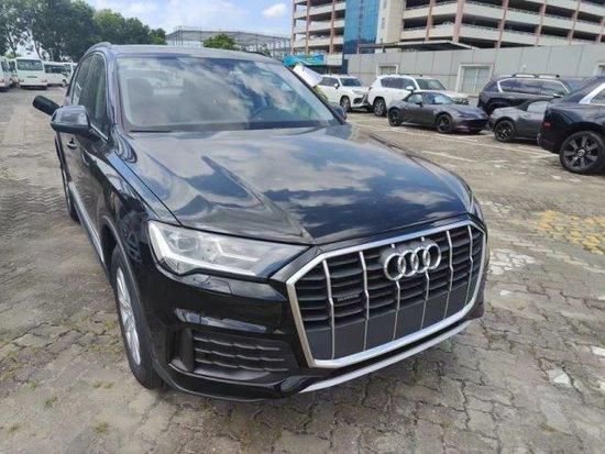 23款奥迪Q7港口2.0T汽油/3.0T柴油平价