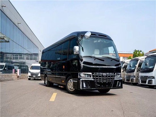 丰田考斯特豪华版现车解析12座商务车