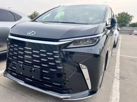 24款雷克萨斯LM500优惠报价 2.4T现车