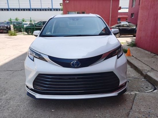 23款加版丰田塞纳2.5四驱LTD西安58万