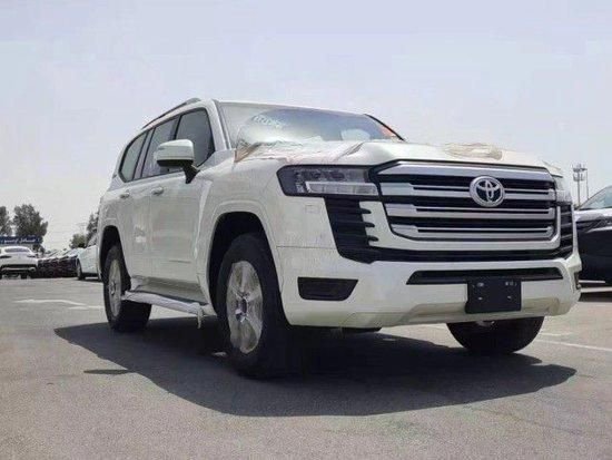 丰田兰德酷路泽LC300硬派越野新成员