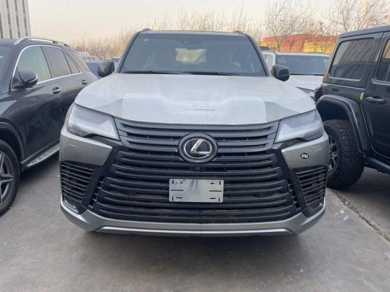 23款雷克萨斯LX600 四座黑耀中东版降价
