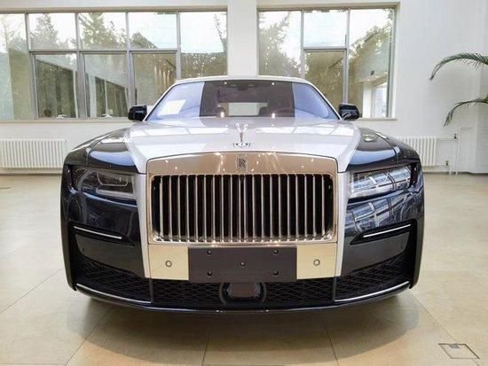 24款劳斯莱斯古斯特加长现车优惠报价