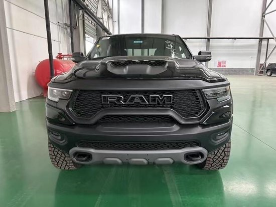 道奇霸王龙6.2T基础版港口最新报价行情