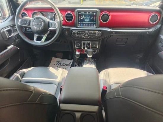 吉普牧马人柴油版3.0T罗宾汉黑色 60余万