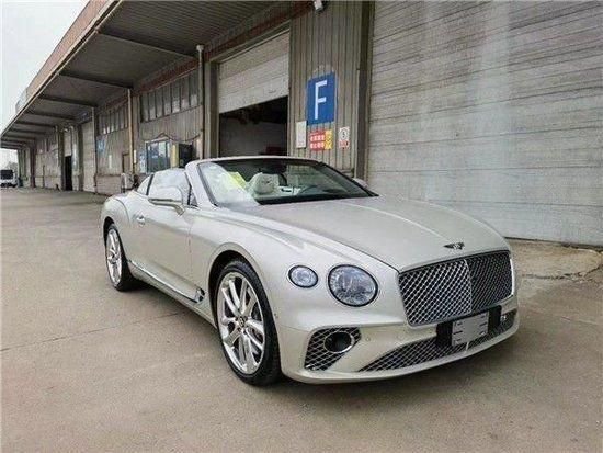 23款宾利欧陆港口现车年底特售上牌无忧