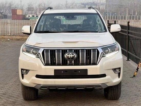 进口丰田霸道2.8T现车促销48万起落地价