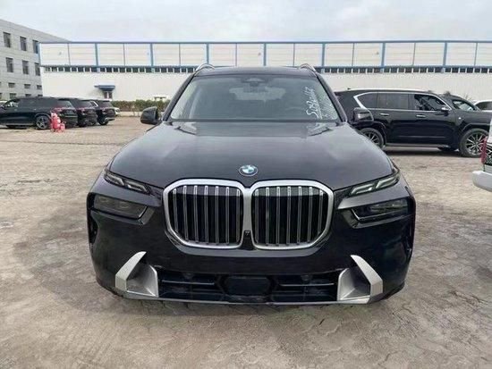 进口24款宝马X7现车到港优惠15万抢购