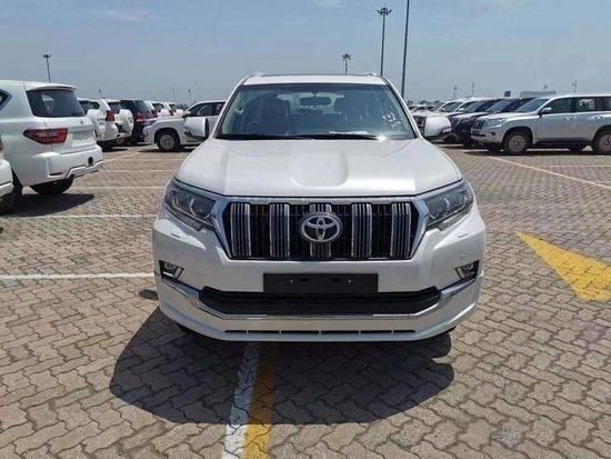 23款丰田霸道4000配置详情现车59万出售