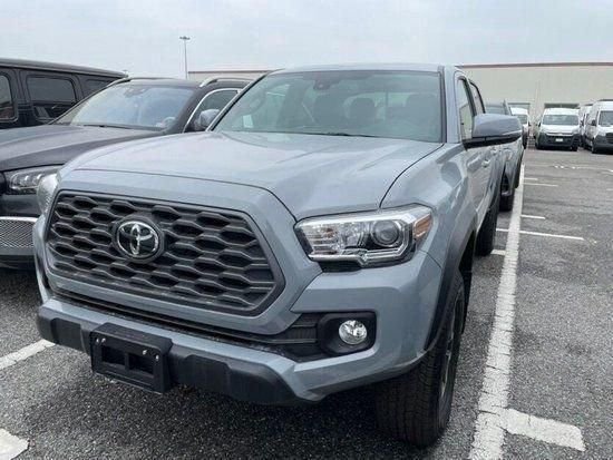 23款丰田塔库玛3.5L四驱皮卡 新年优惠