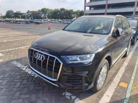 23款奥迪Q7 2.0T/3.0T柴油版现车齐钜惠