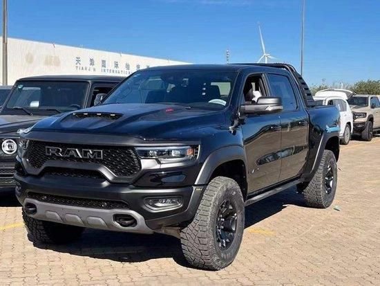 23款道奇霸王龙6.2T年底钜惠80万最低价