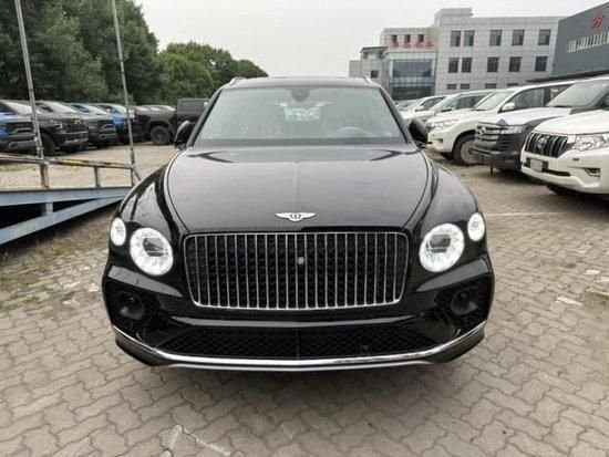 价格最低的新车宾利添越4.0T 五座现车