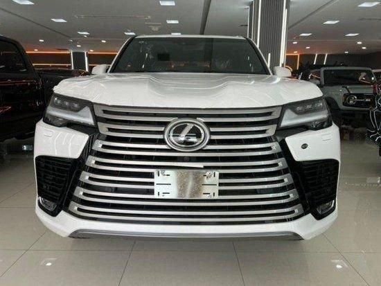 24款中东版雷克萨斯LX600天津年底特惠