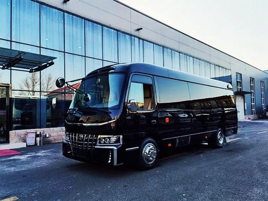 丰田考斯特12座定金两万到家 验车付款