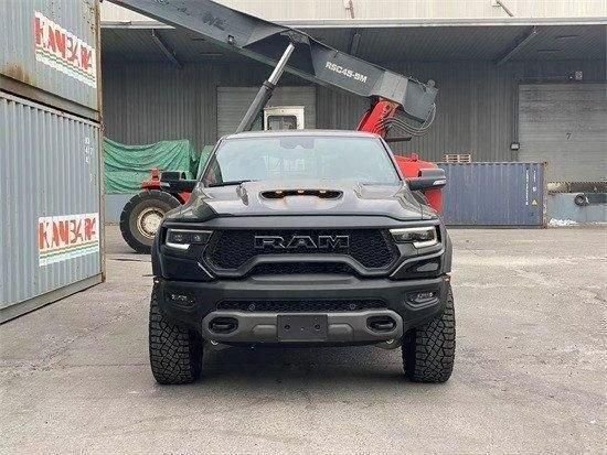 23款道奇霸王龙6.2T年终大幅度降价