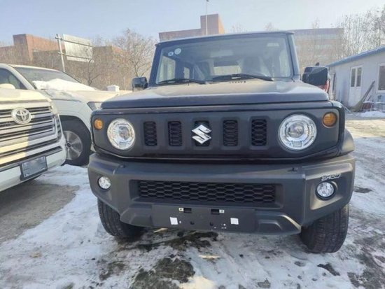 23款铃木吉姆尼1.5L中东版 20多万起改装