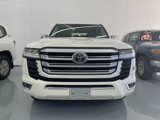 23款丰田酷路泽LC300 3.5TT满配西安行情