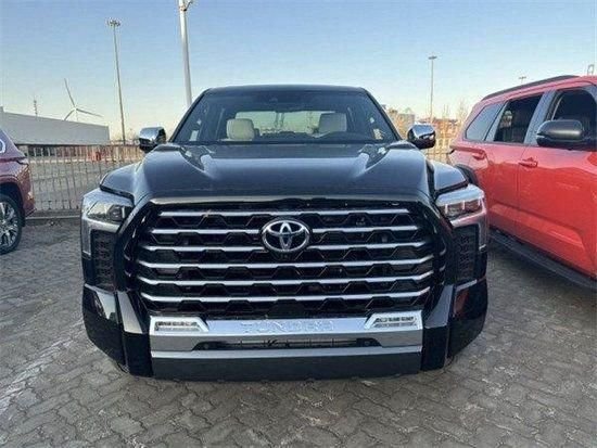 23款丰田坦途3.5T混动顶点版 新年爆惠