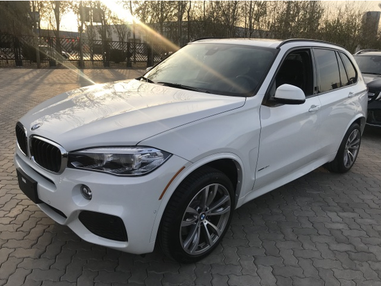 18款宝马x5店内实拍 现车最新优惠报价