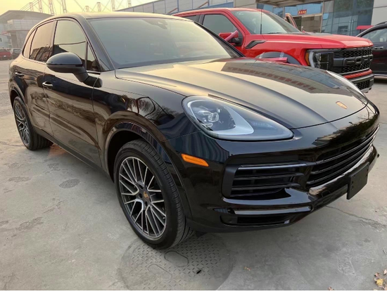 2022款加版保时捷卡宴现车100万优惠多