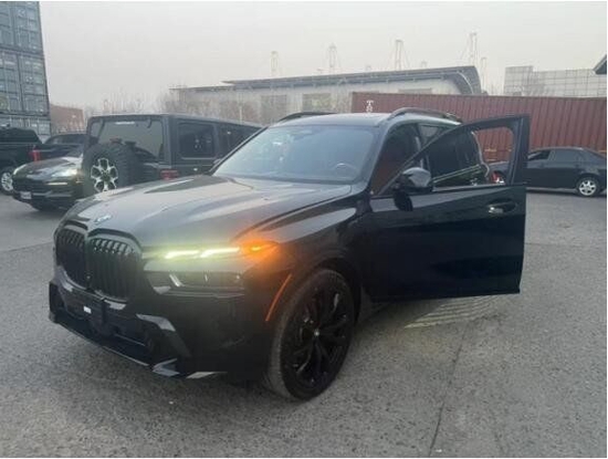 2023款宝马X7加版现车热售天津港便宜价