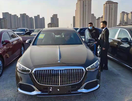 2023款奔驰迈巴赫S480航空头等舱后排