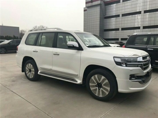 丰田兰德酷路泽4600