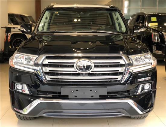 18款丰田兰德酷路泽5700 中东陆地巡洋舰