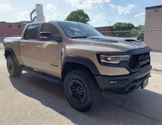 全新2023款道奇公羊霸王龙皮卡狂跌20万