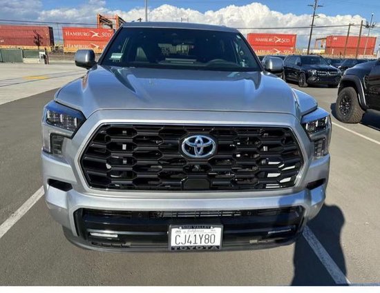 2023款丰田红杉本月冲量钜惠80余万起售