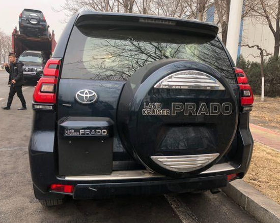 2019款丰田普拉多4000经典不遗忘