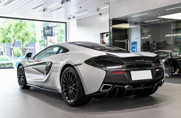 迈凯伦570GT