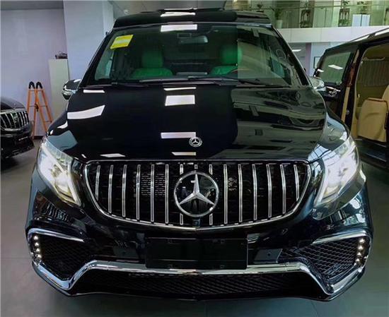 20道奇挑战者国六标准超级跑车到港接受