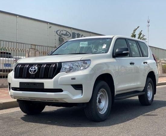 2023款丰田霸道2700 41万起尽显非凡本领